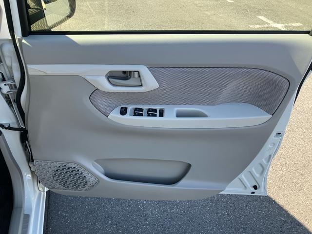 ムーヴＬ　ＳＡナビ／ＴＶ／ＢＴ／ＵＳＢ／ＤＶＤ　バックカメラ　衝突被害軽減ブレーキ　アイドリングストップ　ステアリングリモコン　キーレスエントリー　盗難防止アラーム　足踏み式パーキングブレーキ　プライバシーガラス（千葉県）の中古車