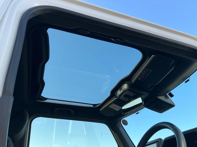 タフトＧターボＣＤ／ＤＶＤ／ＢＴ／ＵＳＢ／Ｂカメラ　ガラスルーフ　ルーフレール　ＬＥＤヘッドランプ　オートライト　オートハイビーム　コーナーセンサー　シートヒーター　電動駐車ブレーキ　革巻ステアリング　アルミ（千葉県）の中古車