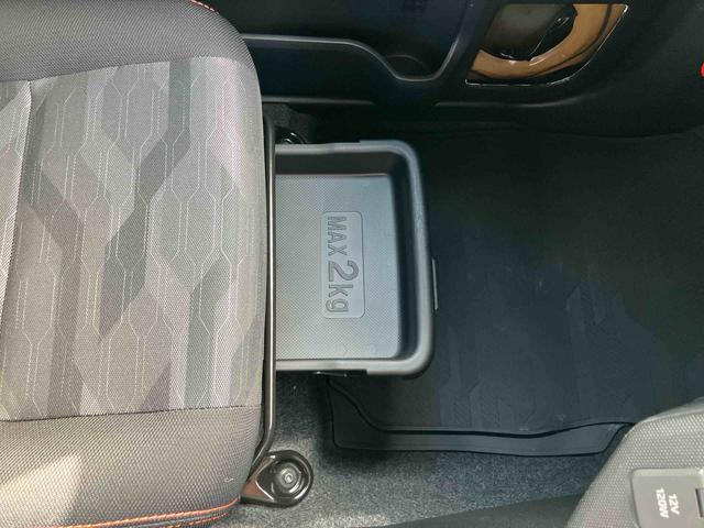 タフトＧターボターボ　９型ディスプレイオーディオ／ＴＶ／ＵＳＢ／ＢＴ　バックカメラ　ＥＴＣ　全車速追従クルコン　ガラスルーフ　ルーフレール　ＬＥＤヘッドライト　オートライト　ＡＤＢ　コーナーセンサー　シートヒーター（千葉県）の中古車