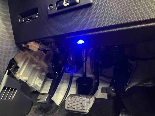 タントカスタムRSバックカメラ連動9インチフルセグナビ USB接続 ブルートゥース対応 TVナビキット フロント.リヤドライブレコーダー連動 ビルトインETC 運転席ロングスライドシート 前席シートヒーター(千葉県)の中古車