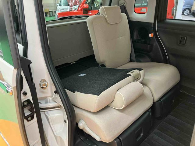 ムーヴキャンバスＧメイクアップリミテッド　ＳＡIIIパノラマカメラ連動８インチフルセグナビ　ＵＳＢ接続　ＨＤＭＩ接続　ブルートゥース対応　フロント．リヤドライブレコーダー連動　ＥＴＣ　置きラクボックス　助手席シートバックポケット＋ショッピングフック（千葉県）の中古車