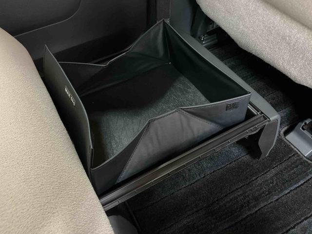 ムーヴキャンバスＧメイクアップリミテッド　ＳＡIIIパノラマカメラ連動８インチフルセグナビ　ＵＳＢ接続　ＨＤＭＩ接続　ブルートゥース対応　フロント．リヤドライブレコーダー連動　ＥＴＣ　置きラクボックス　助手席シートバックポケット＋ショッピングフック（千葉県）の中古車