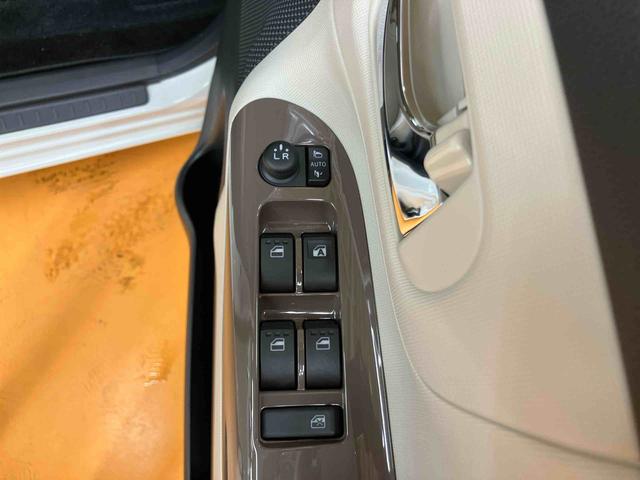 ムーヴキャンバスＧメイクアップリミテッド　ＳＡIIIパノラマカメラ連動８インチフルセグナビ　ＵＳＢ接続　ＨＤＭＩ接続　ブルートゥース対応　フロント．リヤドライブレコーダー連動　ＥＴＣ　置きラクボックス　助手席シートバックポケット＋ショッピングフック（千葉県）の中古車