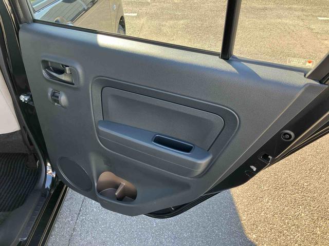 ミラトコットＬ　ＳＡIIIＬＥＤヘッドライト　オートハイビーム　コーナーセンサー　衝突被害軽減ブレーキ　横滑り防止装置　誤発進抑制制御機能　キーレスエントリー　盗難防止アラーム　車速感応式オートパワードアロック　パワーウィンド（千葉県）の中古車