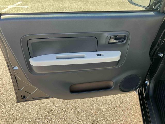 ミラトコットＬ　ＳＡIIIＬＥＤヘッドライト　オートハイビーム　コーナーセンサー　衝突被害軽減ブレーキ　横滑り防止装置　誤発進抑制制御機能　キーレスエントリー　盗難防止アラーム　車速感応式オートパワードアロック　パワーウィンド（千葉県）の中古車