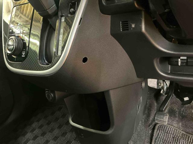 ムーヴカスタム XリミテッドII SAIIIパノラマカメラ連動8インチフルセグナビ USB接続 HDMI接続 ブルートゥース対応 TVナビキット 前後コーナーセンサー 運転席シートヒーター LEDルームランプ 助手席シートアンダートレイ(千葉県)の中古車