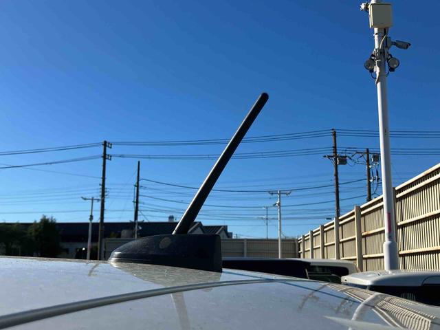 ムーヴカスタム XCDチューナー 横滑り防止装置 アイドリングストップ プッシュエンジンスタート キーフリーシステム セキュリティアラーム チルトステアリング 運転席シートリフター 助手席シートアンダートレイ(千葉県)の中古車