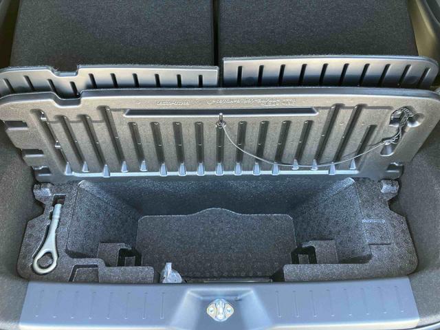 ムーヴカスタム XCDチューナー 横滑り防止装置 アイドリングストップ プッシュエンジンスタート キーフリーシステム セキュリティアラーム チルトステアリング 運転席シートリフター 助手席シートアンダートレイ(千葉県)の中古車