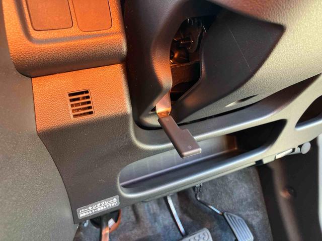 ムーヴカスタム XCDチューナー 横滑り防止装置 アイドリングストップ プッシュエンジンスタート キーフリーシステム セキュリティアラーム チルトステアリング 運転席シートリフター 助手席シートアンダートレイ(千葉県)の中古車