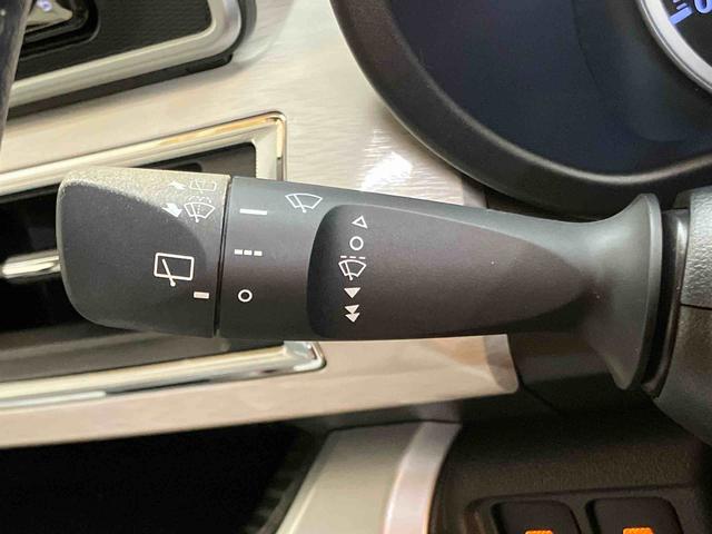 キャストスタイルG ターボ プライムコレクション SAIIバックカメラ連動フルセグナビ ブルートゥース対応 TVナビキット 衝突被害軽減ブレーキ 横滑り防止装置 アイドリングストップ 前席シートヒーター オーバーヘッドコンソール LEDルームランプ(千葉県)の中古車