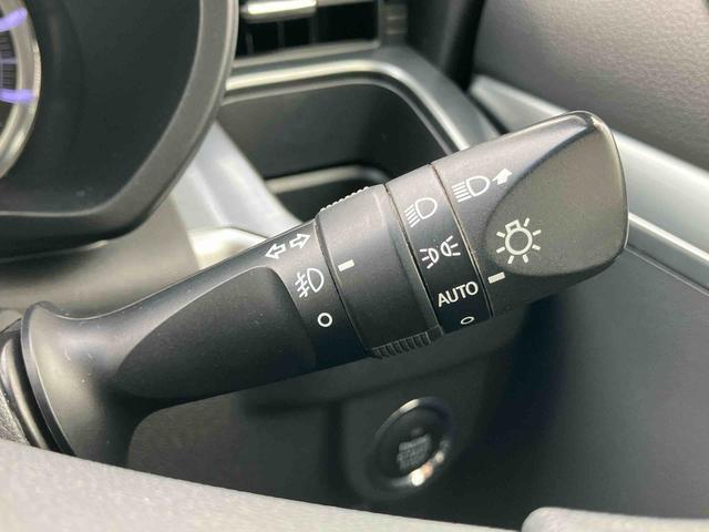 ムーヴカスタム X SAIIナビ/TV/BT/USB/DVD バックカメラ LEDヘッドランプ オートライト スマアシ トップシェイドガラス ステアリングリモコン アルミホイール キーフリーシステム イモビライザー 盗難防止警報(千葉県)の中古車