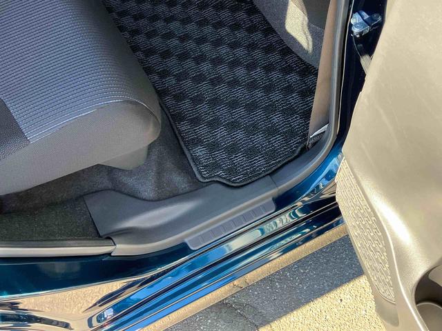 ムーヴカスタム Xリミテッド SAIII8型ナビ/BT/TV/DISC/バックカメラ/ステアリングスイッチ LEDヘッドライト&フォグランプ クリアテールランプ 14インチアルミ スマートキー 運転席シートヒーター 衝突被害軽減ブレーキ(千葉県)の中古車