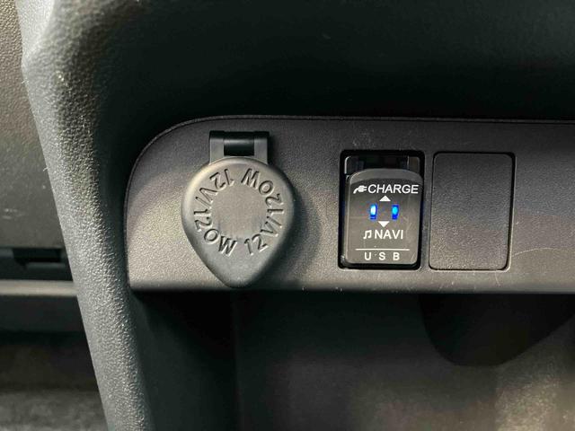 ムーヴキャンバスGメイクアップVS SAIIIナビ/BT/TV/DISC/全周囲カメラ/ステアスイッチ 前後ドラレコ 両側パワスラ LEDヘッド&フォグ クリアテールランプ メッキモール スマートキー 運転席シートヒーター 置きラクBOX(千葉県)の中古車