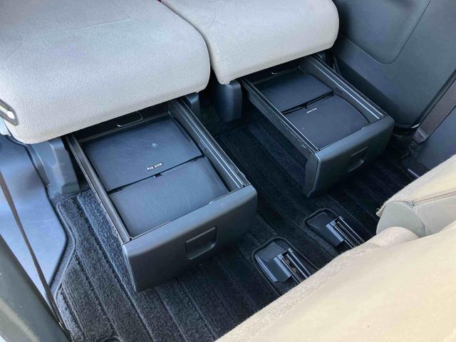 ムーヴキャンバスGメイクアップVS SAIIIナビ/BT/TV/DISC/全周囲カメラ/ステアスイッチ 前後ドラレコ 両側パワスラ LEDヘッド&フォグ クリアテールランプ メッキモール スマートキー 運転席シートヒーター 置きラクBOX(千葉県)の中古車