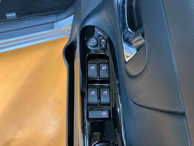 ムーヴキャンバスＧブラックインテリアＶＳ　ＳＡIIIパノラマカメラ連動フルセグナビ　ＵＳＢ接続　ブルートゥース対応　フロント．リヤドライブレコーダー連動　置きラクボックス　運転席シートヒータ　ウインドシールドディアイサー　オートライト　オートハイビーム（千葉県）の中古車