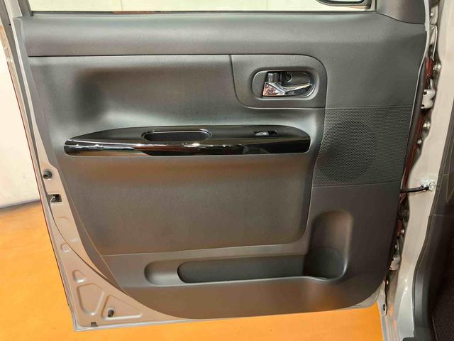 ムーヴキャンバスＧブラックインテリアＶＳ　ＳＡIIIパノラマカメラ連動フルセグナビ　ＵＳＢ接続　ブルートゥース対応　フロント．リヤドライブレコーダー連動　置きラクボックス　運転席シートヒータ　ウインドシールドディアイサー　オートライト　オートハイビーム（千葉県）の中古車