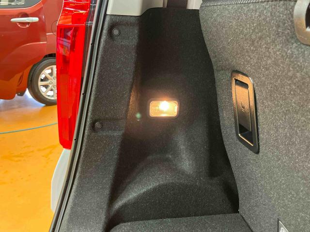 ムーヴＸリミテッドII　ＳＡIII衝突被害軽減ブレーキ　横滑り防止装置　アイドリングストップ　プッシュエンジンスタート　キーフリーシステム　運転席シートヒータ　オートライト　オートハイビーム　ＬＥＤヘッドライト　シートアンダートレイ（千葉県）の中古車