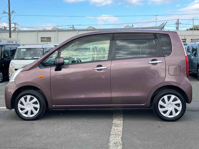 ムーヴLETC アイドリングストップ オートエアコン キーレスエントリー 盗難防止アラーム ハロゲンヘッドランプ スモークガラス 足踏み式駐車ブレーキ 電動格納ドアミラー リヤワイパー(千葉県)の中古車