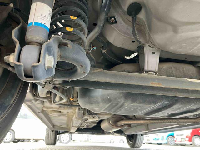 ムーヴLETC アイドリングストップ オートエアコン キーレスエントリー 盗難防止アラーム ハロゲンヘッドランプ スモークガラス 足踏み式駐車ブレーキ 電動格納ドアミラー リヤワイパー(千葉県)の中古車