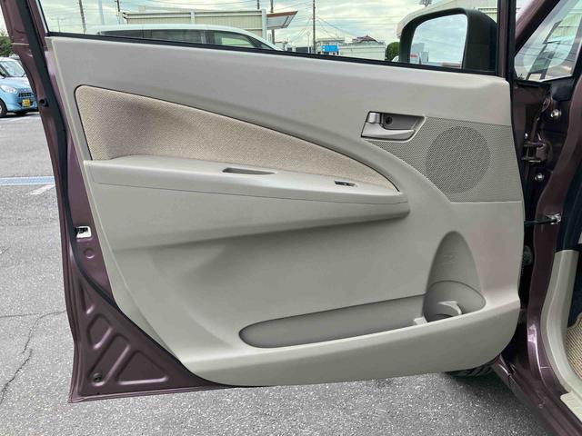 ムーヴLETC アイドリングストップ オートエアコン キーレスエントリー 盗難防止アラーム ハロゲンヘッドランプ スモークガラス 足踏み式駐車ブレーキ 電動格納ドアミラー リヤワイパー(千葉県)の中古車