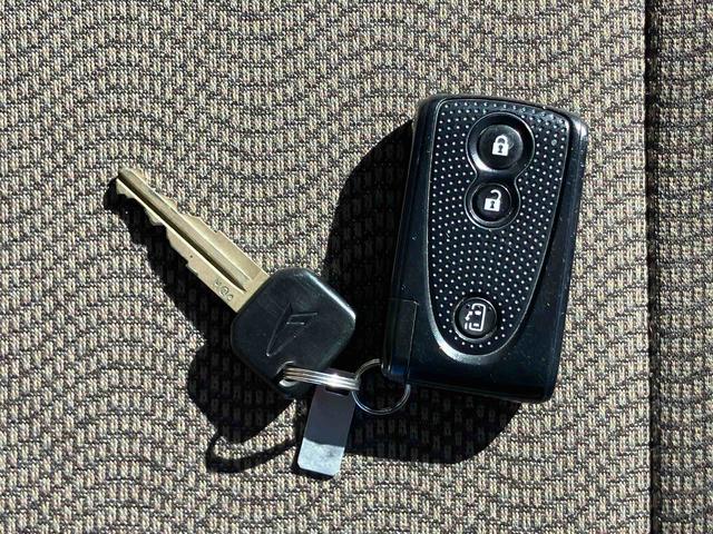 タントXナビ/TV/DVD/BT/USB 左側電動スライドドア オートエアコン キーフリーシステム イモビライザー 盗難防止警報 スペアタイヤ プライバシーガラス 足踏み式駐車ブレーキ アイドリングストップ(千葉県)の中古車