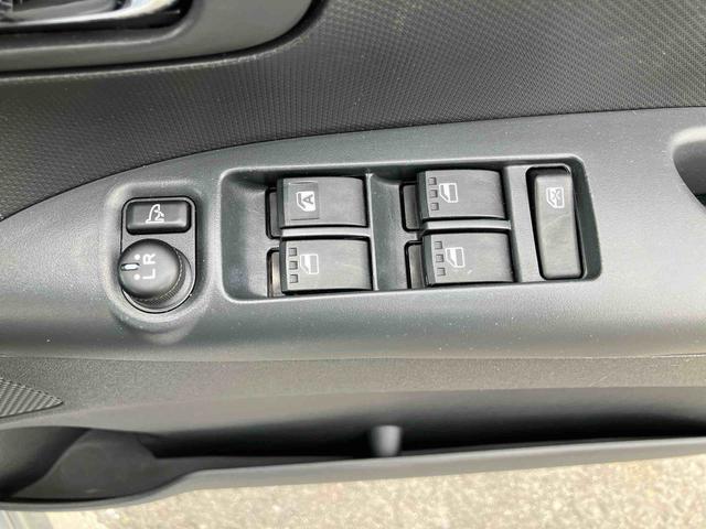 タントカスタムXスペシャルナビ/ワンセグ/CD/ラジオ 左側電動スライドドア HIDヘッドライト トップシェイドガラス キーフリーシステム イモビライザー 盗難防止アラーム 足踏み式パーキングブレーキ オートエアコン アルミ(千葉県)の中古車