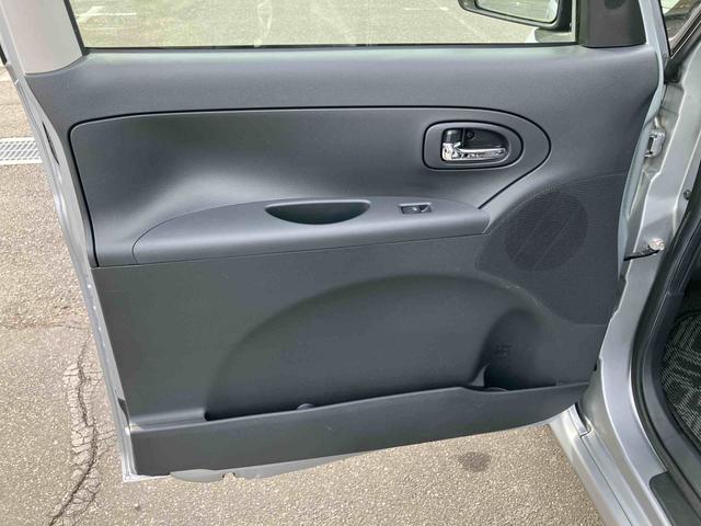 タントカスタムXスペシャルナビ/ワンセグ/CD/ラジオ 左側電動スライドドア HIDヘッドライト トップシェイドガラス キーフリーシステム イモビライザー 盗難防止アラーム 足踏み式パーキングブレーキ オートエアコン アルミ(千葉県)の中古車