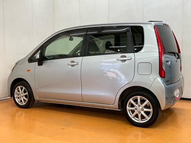 ムーヴＸ　ＳＡ１４インチアルミホイール　プッシュボタンスターター　電動格納ドアミラー　オートエアコン　運転席シートリフター　バニディミラー付きサンバイザー　横滑り防止装置　衝突被害軽減ブレーキ　アイドリングストップ（千葉県）の中古車