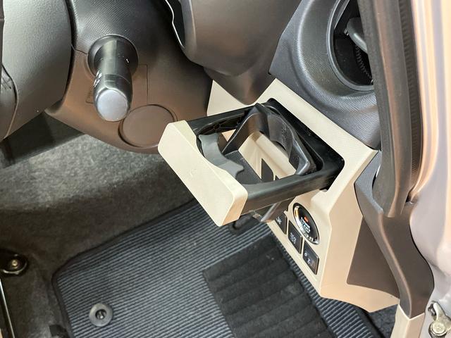 ムーヴＸ　ＳＡ１４インチアルミホイール　プッシュボタンスターター　電動格納ドアミラー　オートエアコン　運転席シートリフター　バニディミラー付きサンバイザー　横滑り防止装置　衝突被害軽減ブレーキ　アイドリングストップ（千葉県）の中古車