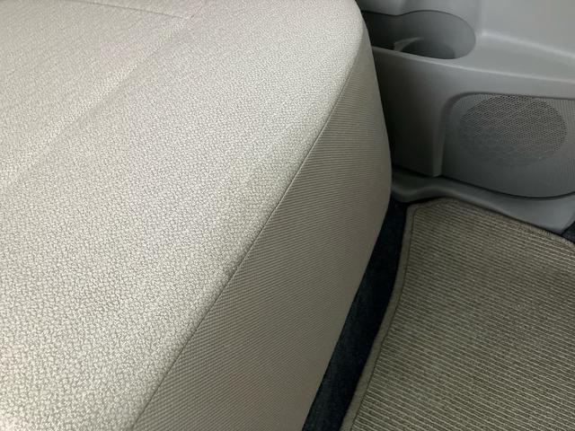 ムーヴＬ　ＳＡアイドリングストップ　キーレスエントリー　盗難防止アラーム　ハロゲンヘッドランプ　マニュアルエアコン　スモークガラス　足踏み式駐車ブレーキ　電動格納ドアミラー　リヤワイパー　チルトステアリング（千葉県）の中古車