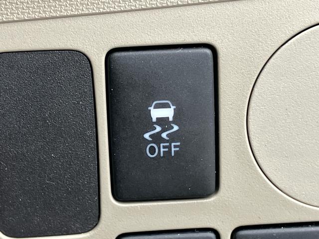 ムーヴＬ　ＳＡアイドリングストップ　キーレスエントリー　盗難防止アラーム　ハロゲンヘッドランプ　マニュアルエアコン　スモークガラス　足踏み式駐車ブレーキ　電動格納ドアミラー　リヤワイパー　チルトステアリング（千葉県）の中古車