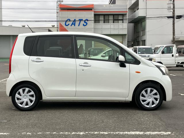 ムーヴＬ　ＳＡアイドリングストップ　キーレスエントリー　盗難防止アラーム　ハロゲンヘッドランプ　マニュアルエアコン　スモークガラス　足踏み式駐車ブレーキ　電動格納ドアミラー　リヤワイパー　チルトステアリング（千葉県）の中古車