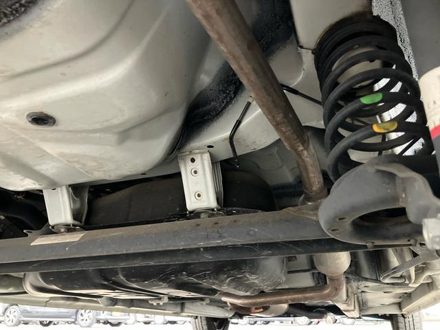 ムーヴＬ　ＳＡアイドリングストップ　キーレスエントリー　盗難防止アラーム　ハロゲンヘッドランプ　マニュアルエアコン　スモークガラス　足踏み式駐車ブレーキ　電動格納ドアミラー　リヤワイパー　チルトステアリング（千葉県）の中古車