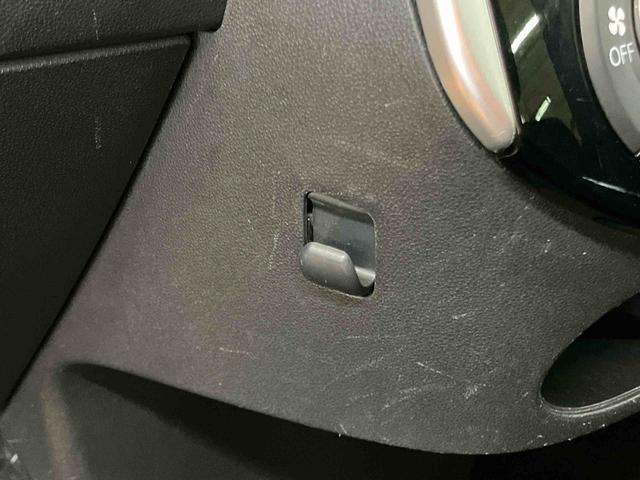 タントカスタムＸフルセグナビ　ＵＳＢ接続　ブルートゥース対応　フロントドライブレコーダー連動　運転席シートヒーター　左側電動スライドドア　プッシュエンジンスタート　キーフリーシステム　横滑り防止装置（千葉県）の中古車