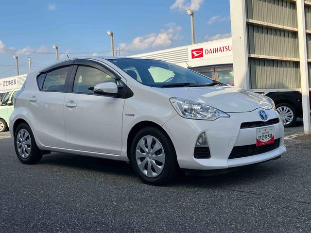 アクアＳカーナビ　バックモニター　オートエアコン　プッシュボタンスタート（千葉県）の中古車