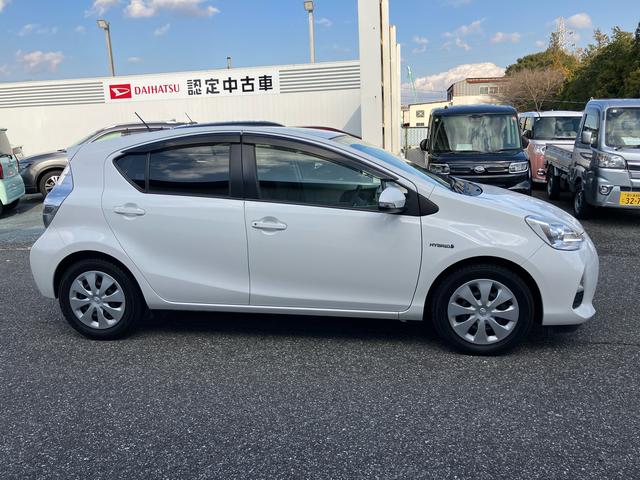 アクアＳカーナビ　バックモニター　オートエアコン　プッシュボタンスタート（千葉県）の中古車