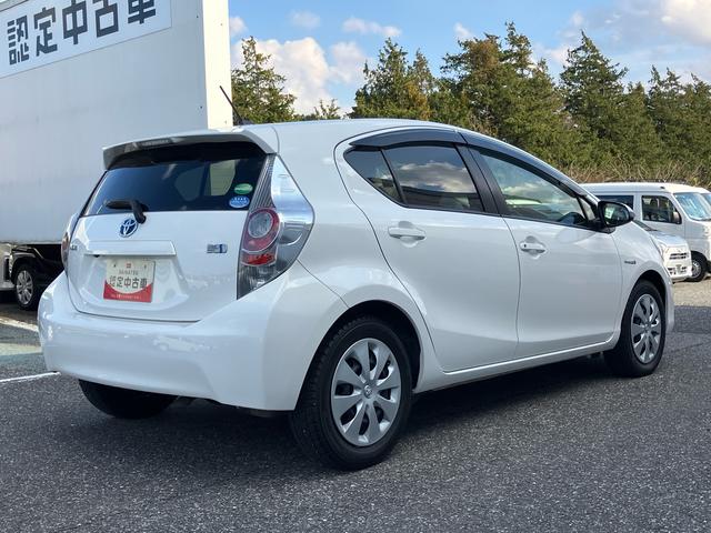 アクアＳカーナビ　バックモニター　オートエアコン　プッシュボタンスタート（千葉県）の中古車