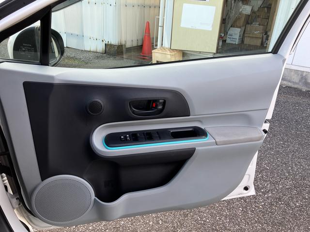 アクアＳカーナビ　バックモニター　オートエアコン　プッシュボタンスタート（千葉県）の中古車