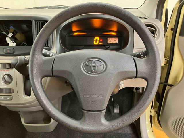 ピクシスエポックLアイドリングストップ マニュアルレベリング機能付ハロゲンヘッドライト バニティーミラー付き左右サンバイザー ショッピングフック パワーウインドウ マニュアルエアコン デジタルメーター(千葉県)の中古車