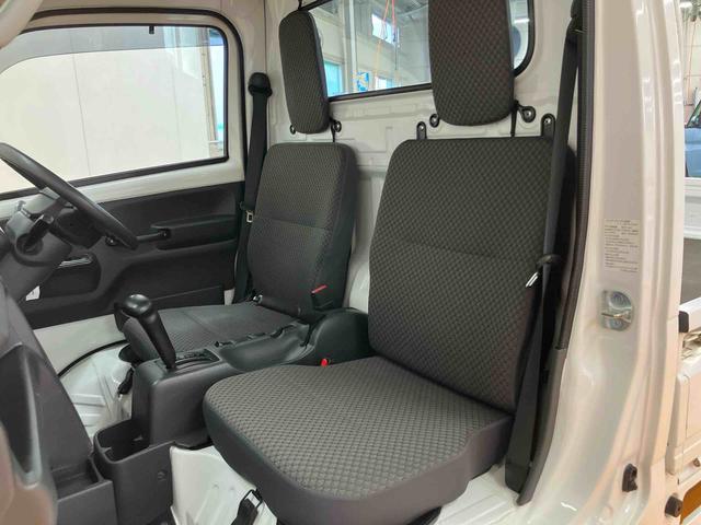 キャリイトラックＫＸ　４ＷＤワンセグナビ　ブルートゥース対応　ＡＵＸ接続　ＥＴＣ　社外アルミホイール　荷台マット　テールゲートチェーン　作業灯　パワーウインドウ　灰皿　マニュアルレベリング機能付ハロゲンヘッドライト（千葉県）の中古車