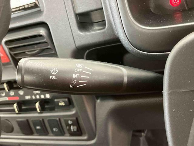 キャリイトラックＫＸ　４ＷＤワンセグナビ　ブルートゥース対応　ＡＵＸ接続　ＥＴＣ　社外アルミホイール　荷台マット　テールゲートチェーン　作業灯　パワーウインドウ　灰皿　マニュアルレベリング機能付ハロゲンヘッドライト（千葉県）の中古車