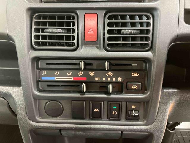 キャリイトラックＫＸ　４ＷＤワンセグナビ　ブルートゥース対応　ＡＵＸ接続　ＥＴＣ　社外アルミホイール　荷台マット　テールゲートチェーン　作業灯　パワーウインドウ　灰皿　マニュアルレベリング機能付ハロゲンヘッドライト（千葉県）の中古車