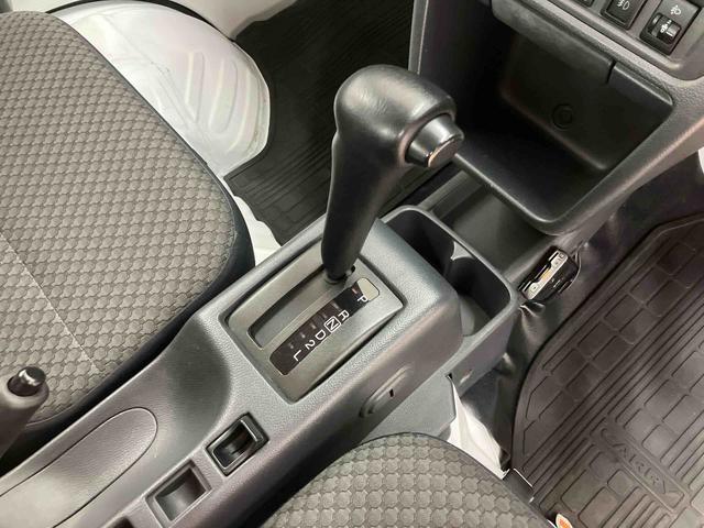 キャリイトラックＫＸ　４ＷＤワンセグナビ　ブルートゥース対応　ＡＵＸ接続　ＥＴＣ　社外アルミホイール　荷台マット　テールゲートチェーン　作業灯　パワーウインドウ　灰皿　マニュアルレベリング機能付ハロゲンヘッドライト（千葉県）の中古車