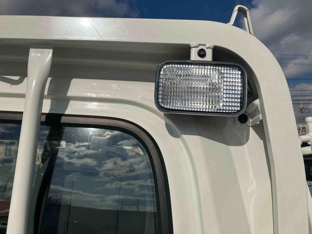 ハイゼットトラックスタンダード　農用スペシャルパートタイム４ＷＤ　５ＭＴ　ＡＭ／ＦＭラジオチューナー　リアデフロック　エアコン　パワステ　荷台作業灯（千葉県）の中古車