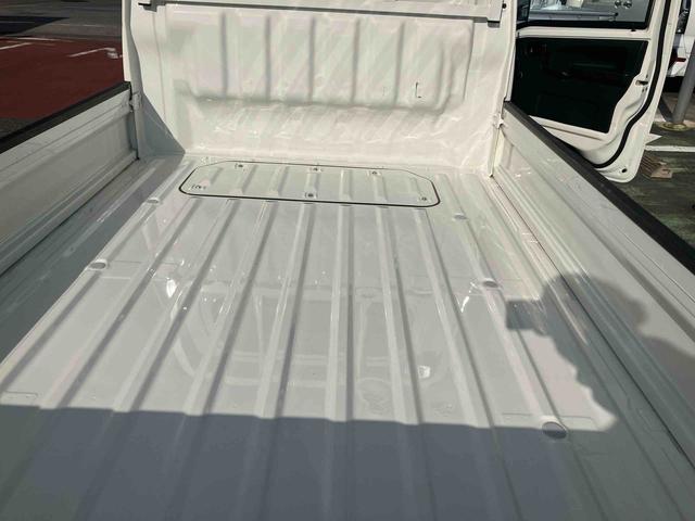 ハイゼットトラックスタンダード　農用スペシャルパートタイム４ＷＤ　５ＭＴ　ＡＭ／ＦＭラジオチューナー　リアデフロック　エアコン　パワステ　荷台作業灯（千葉県）の中古車