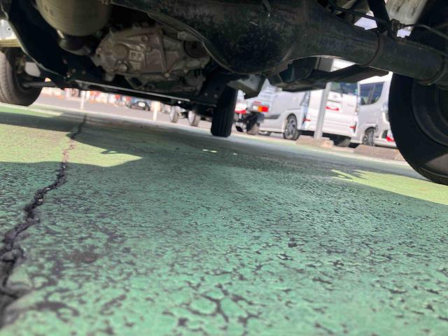 ハイゼットトラックスタンダード　農用スペシャルパートタイム４ＷＤ　５ＭＴ　ＡＭ／ＦＭラジオチューナー　リアデフロック　エアコン　パワステ　荷台作業灯（千葉県）の中古車