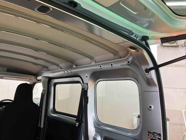 ハイゼットカーゴデラックス衝突回避支援システム 横滑り防止装置 アイドリングストップ 前後コーナーセンサー オーバーヘッドシェルフ オートライト オートハイビーム キーレスエントリー スピーカー一体型ラジオチューナー(千葉県)の中古車