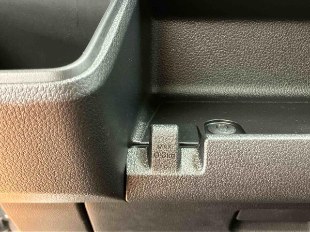 ハイゼットカーゴデラックス衝突回避支援システム 横滑り防止装置 アイドリングストップ 前後コーナーセンサー オーバーヘッドシェルフ オートライト オートハイビーム キーレスエントリー スピーカー一体型ラジオチューナー(千葉県)の中古車