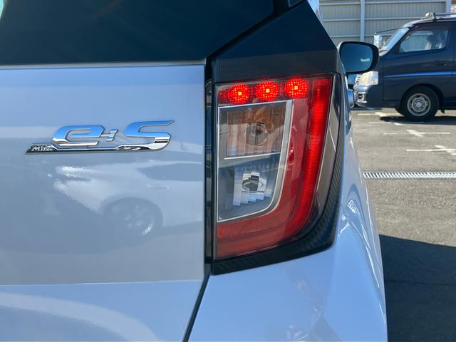 ミライースX SAIII衝突被害軽減ブレーキ LEDヘッドランプ オートライト オートハイビーム コーナーセンサー 電動格納ドアミラー プライバシーガラス アイドリングストップ サイドレバー式駐車ブレーキ キーレスエントリー(千葉県)の中古車