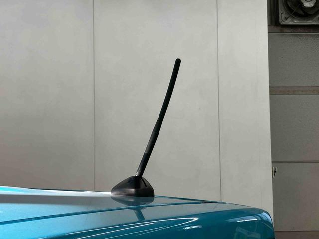 Ｎ−ＢＯＸＧ・Ｌパッケージバックカメラ連動ナビ　アイドリングストップ　横滑り防止装置　マニュアルレベリング機能付ハロゲンヘッドライト　プッシュエンジンスタート　キーフリーシステム　バニティーミラー付き左右サンバイザー（千葉県）の中古車